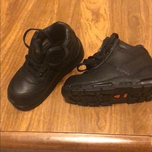 Toddler 8c  Nike ACG Boots